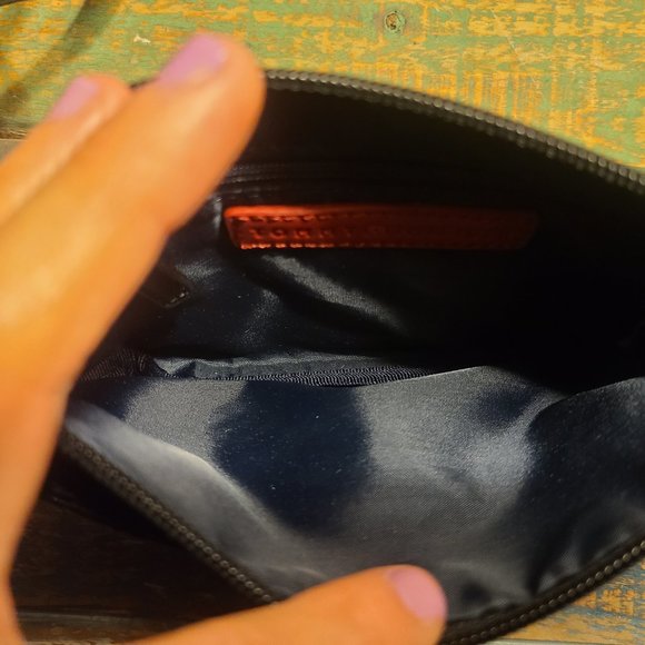 TOMMY HILFIGER WRISTLET - Picture 3 of 7